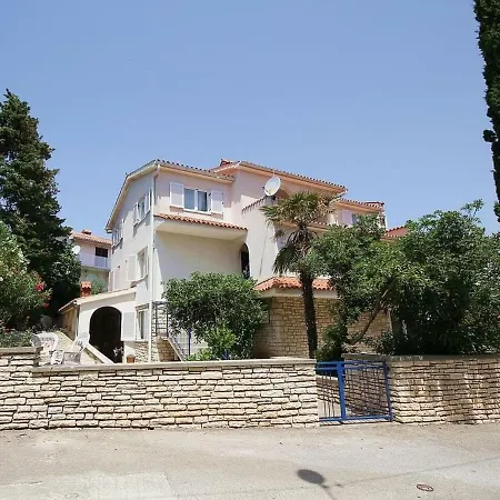 Apartment House Igor Premantura